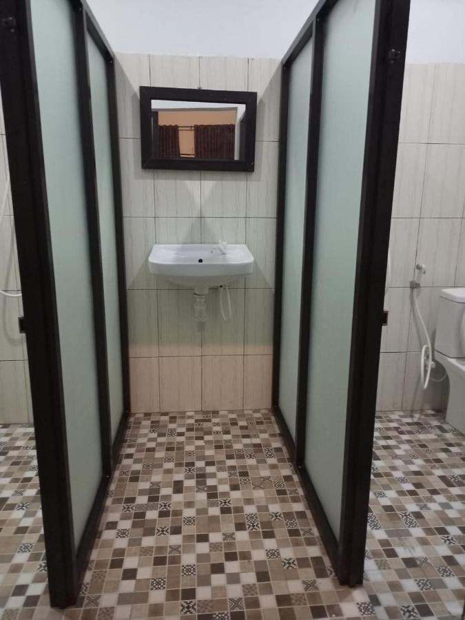 Simpang Hostel Kuta  Ngoại thất bức ảnh