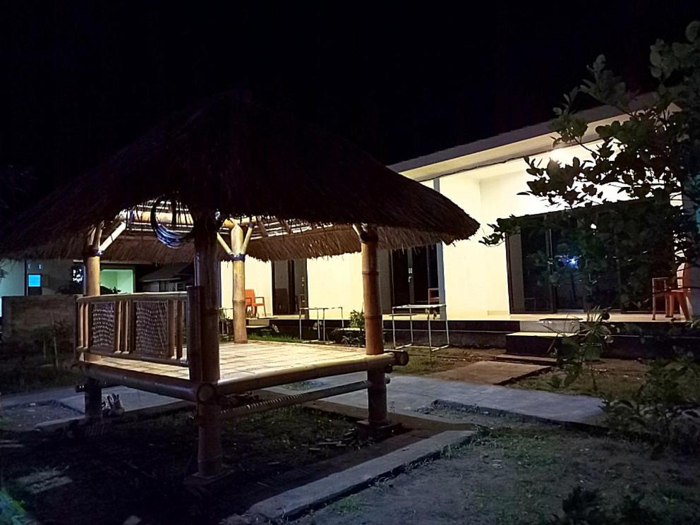 Simpang Hostel Kuta  Ngoại thất bức ảnh